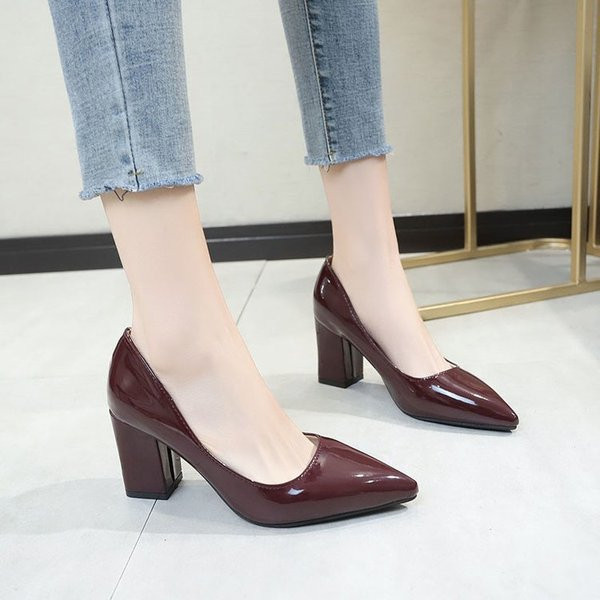 Pantofi dama casual model ascutit cu toc mic gros