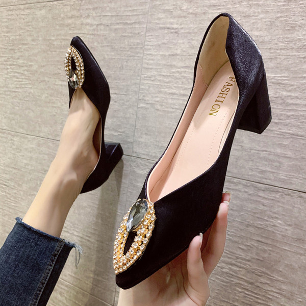 Pantofi eleganti de dama cu toc gros si pietre decorative