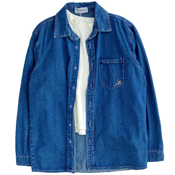 Női farmer ing széles modell zsebbel és hímzéssel