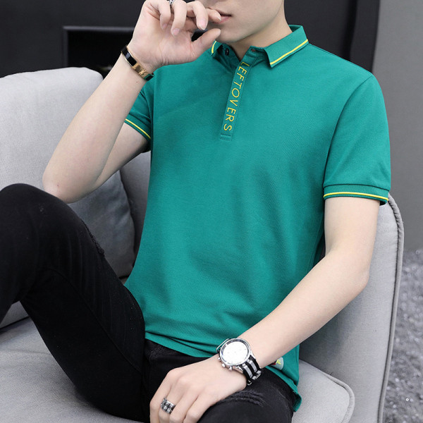 Tricou actual pentru bărbați cu guler clasic și mâneci scurte