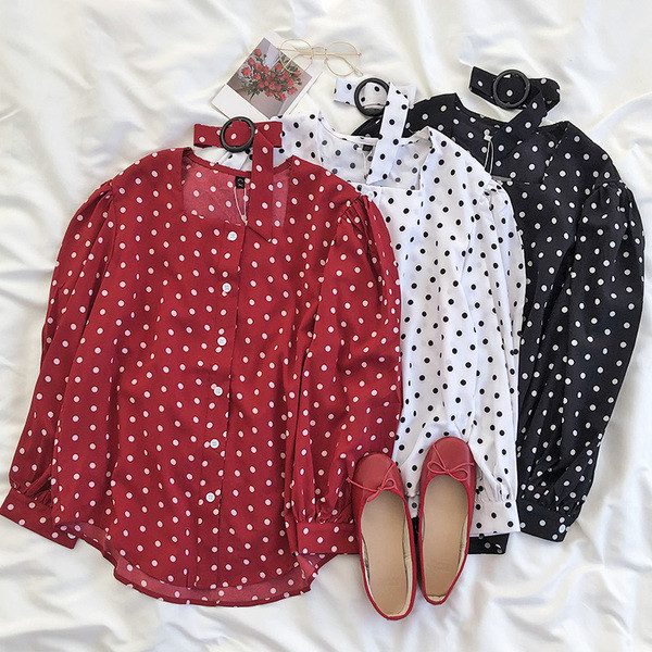 Cămașă de primăvară de damă cu buline cu decolteu pătrat + choker