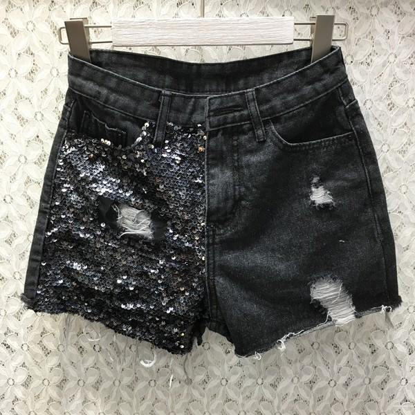 HIT Pantaloni scurți moderni de damă cu element de paiete