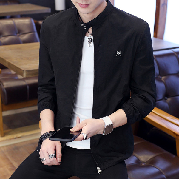 Pavasara ikdienas vīriešu jaka ar rāvējslēdzēju