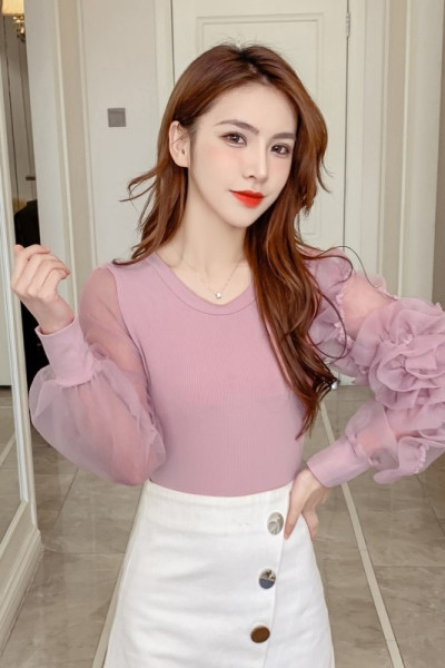 Jauna modeļa sieviešu ikdienas blūze ar tilla piedurknēm un ovālu kakla izgriezumu