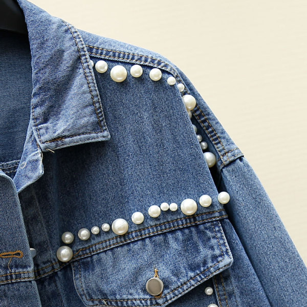 Tavaszi női farmerdzseki széles modell gyöngyökkel