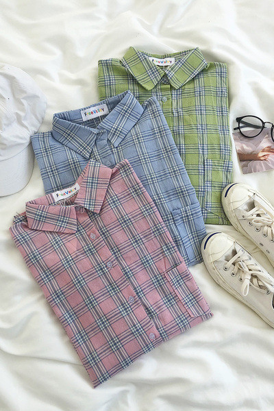 Tavaszi női kockás ing klasszikus gallérral és zsebbel