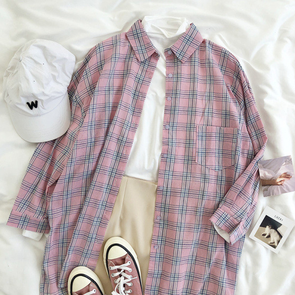 Tavaszi női kockás ing klasszikus gallérral és zsebbel