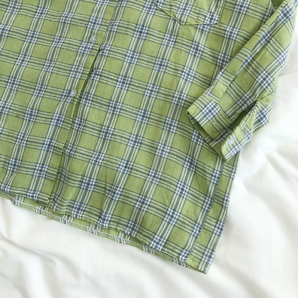 Tavaszi női kockás ing klasszikus gallérral és zsebbel