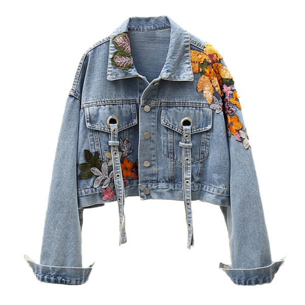 Modern rövid farmerdzseki színes virágmotívumokkal