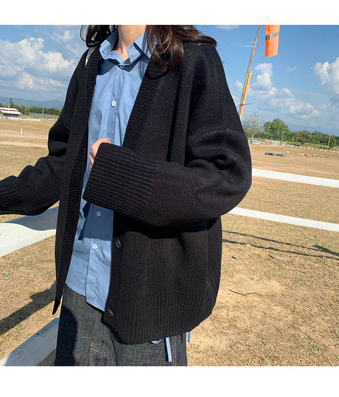 Vesta lata de dama cu decolteu in V