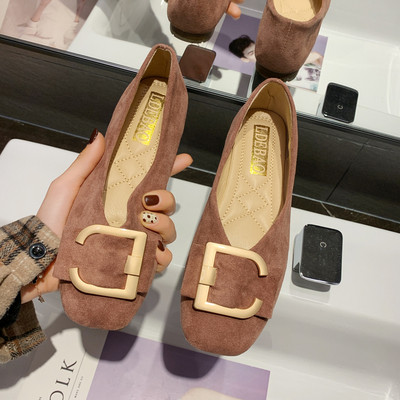 Moteriški laisvalaikio batai iš eko zomšos su metaline sagtimi