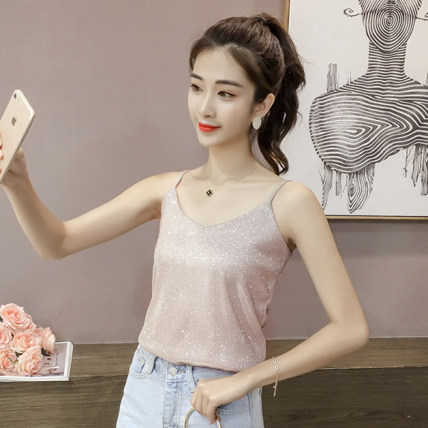 Mūsdienīgs sieviešu tops ar spīdīgu efektu un plānām lencēm