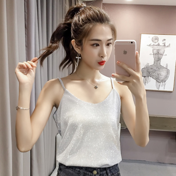 Mūsdienīgs sieviešu tops ar spīdīgu efektu un plānām lencēm