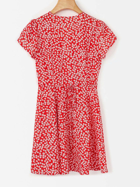 Rochie scurta de dama casual cu decolteu adanc cu puncte albe