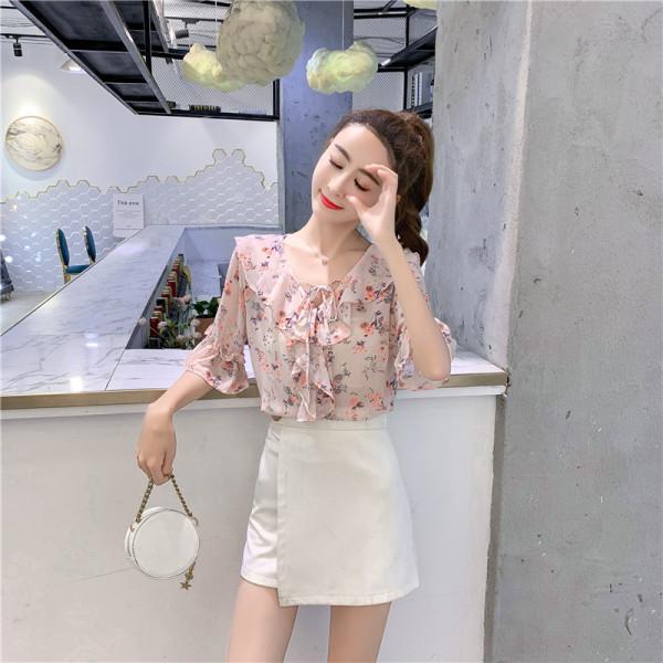 Sieviešu ikdienas krekls no šifona un ziedu raksta