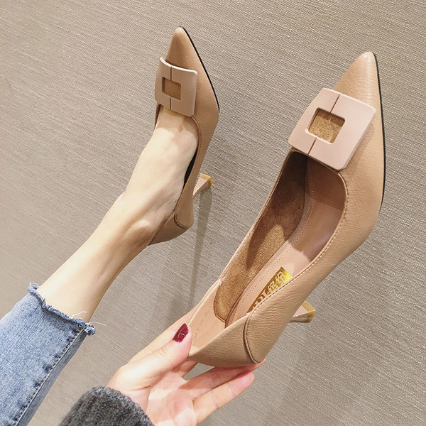 Moodsad naiste sussid õhukese 7 cm kontsaga - terava otsaga mudel