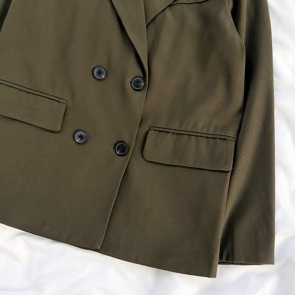 Retro női kabát gombokkal