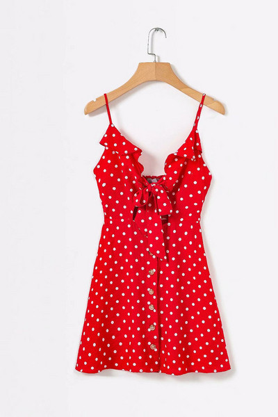 Īsa sieviešu ikdienas kleita ar plānām lencēm un dziļu kakla izgriezumu