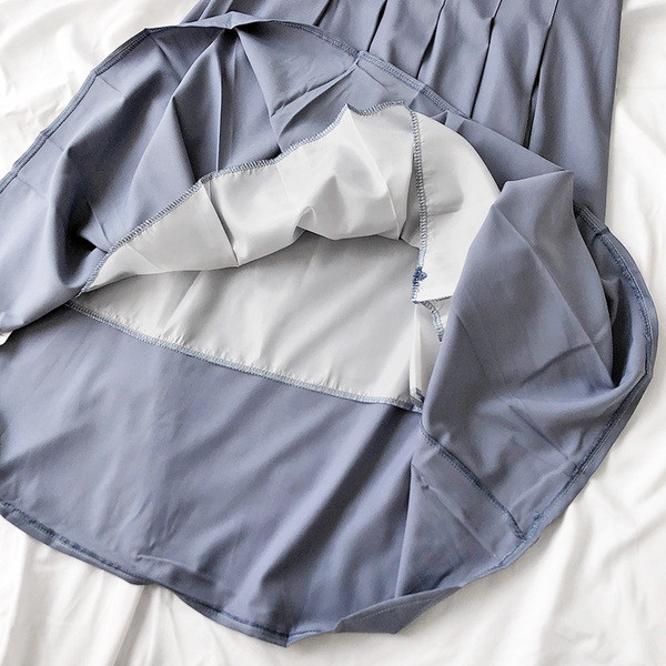 Fusta lunga plisata cu talie inalta