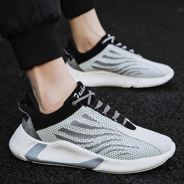 Férfi alkalmi tornacipő fűzővel és lapos talppal