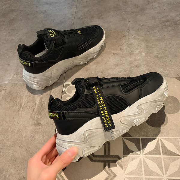 Sporta un ikdienas sieviešu kedas ar 5 cm platformu