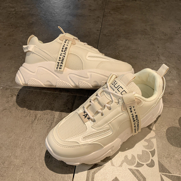 Sporta un ikdienas sieviešu kedas ar 5 cm platformu