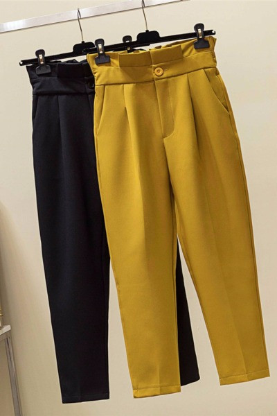 Stilingos moteriškos tiesios kelnės aukštu juosmeniu ir kišenėmis