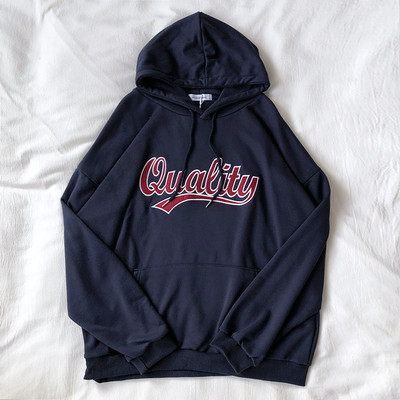 Moteriškas sportinis megztinis su raštu