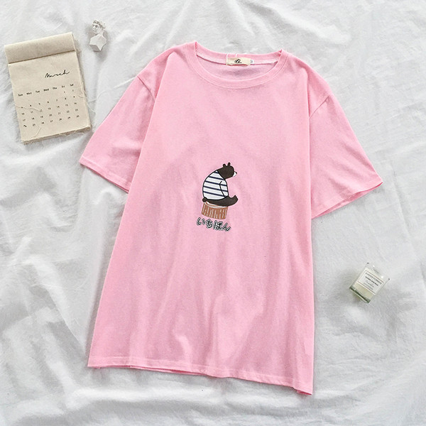 Tricou larg de dama cu aplicatie si decolteu rotund