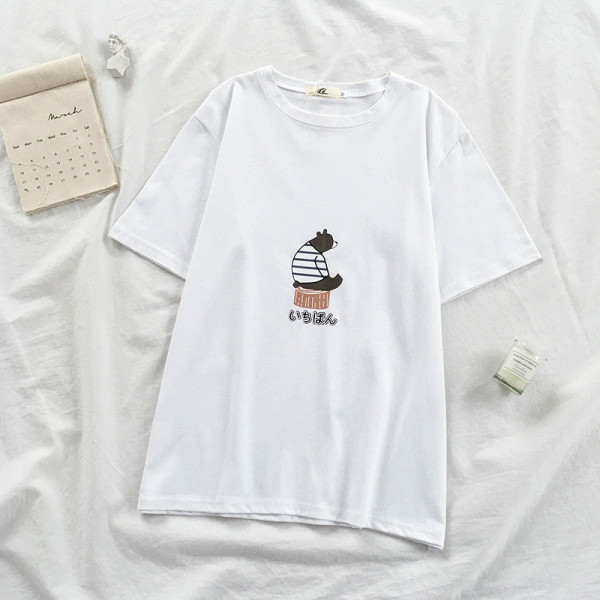 Tricou larg de dama cu aplicatie si decolteu rotund