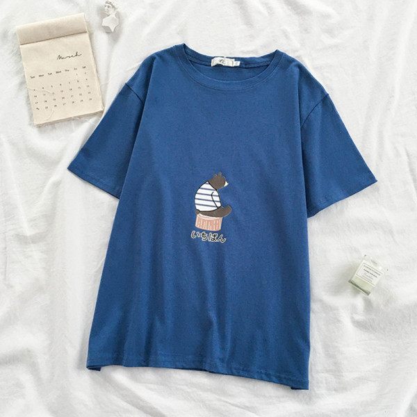 Tricou larg de dama cu aplicatie si decolteu rotund