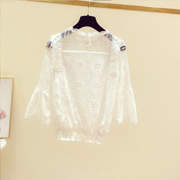 Bluza de dama din dantela model nou cu decolteu oval si maneci lotus