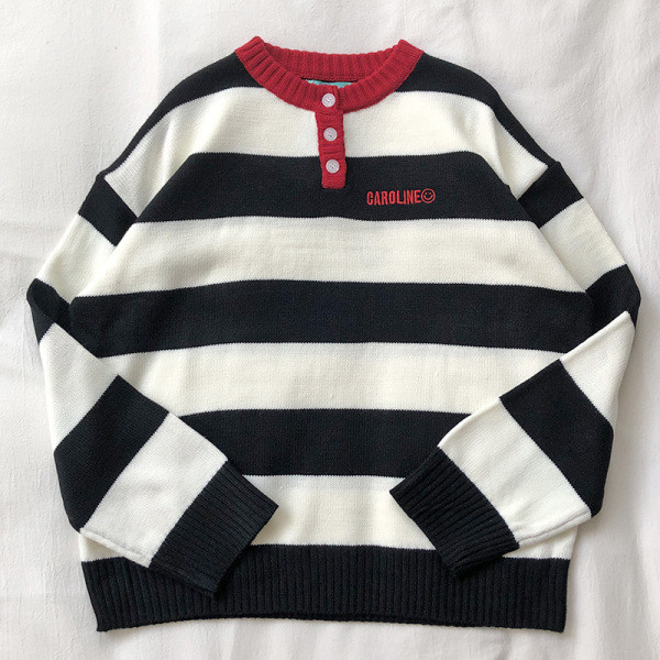 Széles női retro pulóver ovális nyakkivágással és hímzéssel