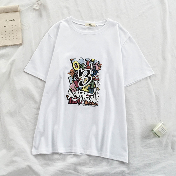 Moteriški platūs marškinėliai apvalia iškirpte ir trumpomis rankovėmis