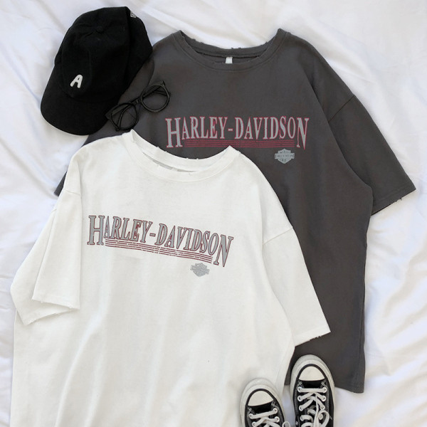 Tricou dama cu decolteu oval si imprimeu