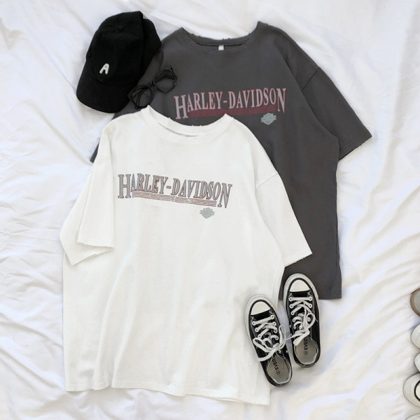 Tricou dama cu decolteu oval si imprimeu