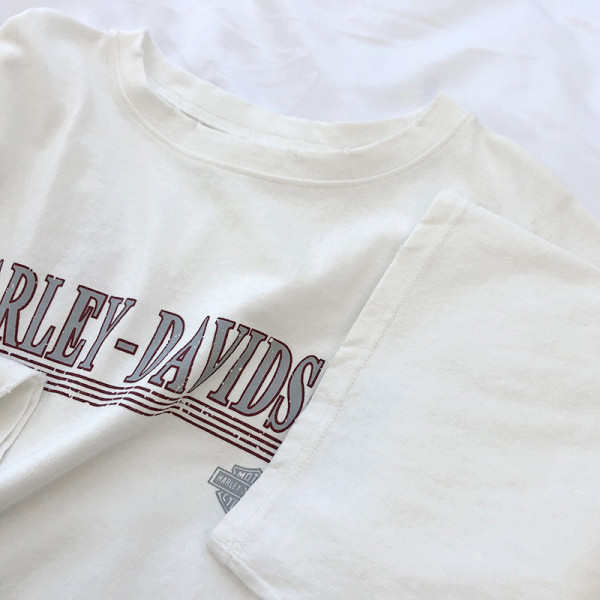 Tricou dama cu decolteu oval si imprimeu