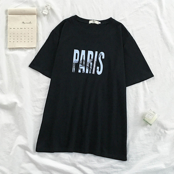 Modernūs moteriški marškinėliai su užrašu ir ovalia iškirpte