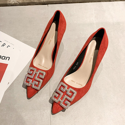 Pantofi de dama eleganti cu decor metalic si toc subtire