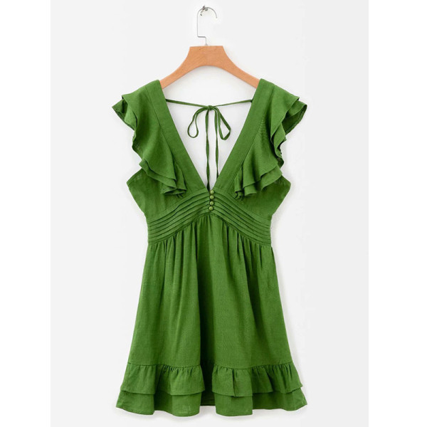 Trumpa moteriška laisvalaikio suknelė su gilia iškirpte, sagomis ir petnešėlėmis