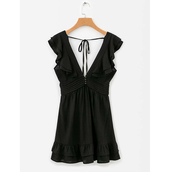 Trumpa moteriška laisvalaikio suknelė su gilia iškirpte, sagomis ir petnešėlėmis