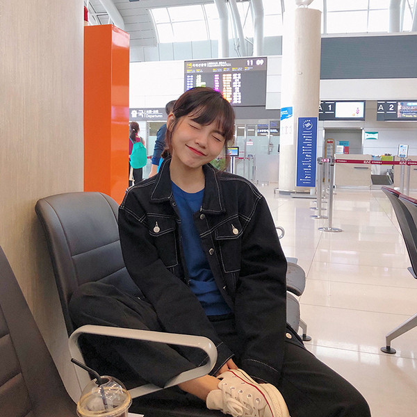 Retro džinsinis moteriškas švarkas su sagomis