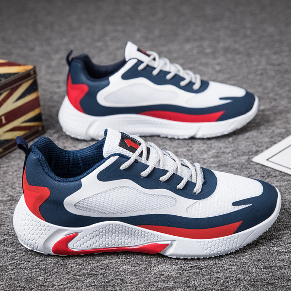 Casual meeste hingavad tossud paelte ja lameda tallaga