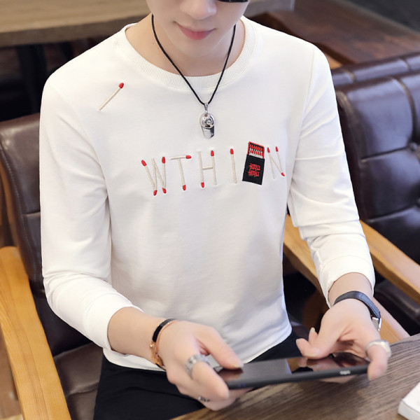 Lezser férfi blúz kerek nyakkivágással és hímzéssel