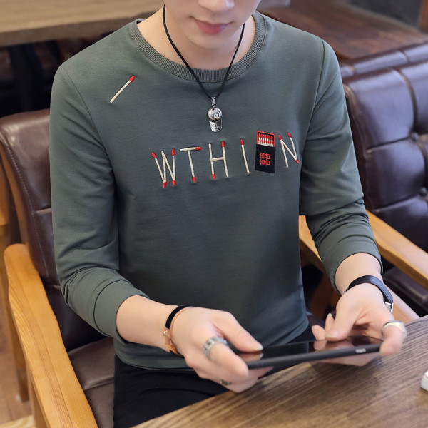 Lezser férfi blúz kerek nyakkivágással és hímzéssel