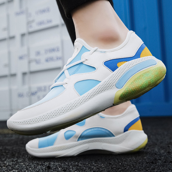 Vyriški sportbačiai plokščiu padu iš eko odos