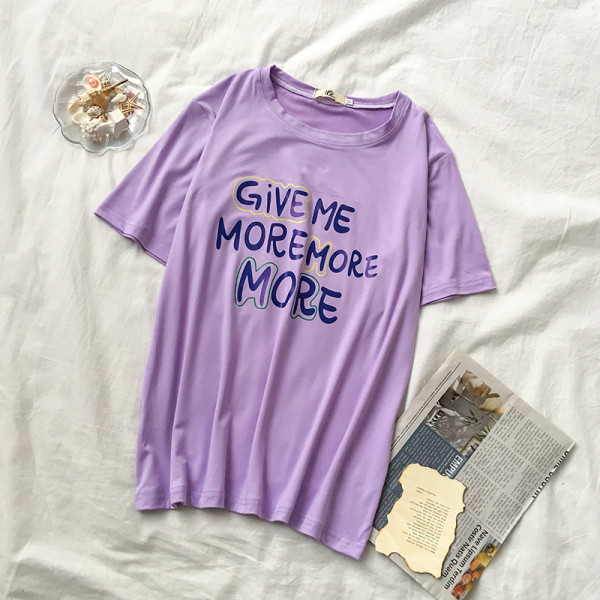 Modernūs moteriški marškinėliai su užrašais ir apvalia iškirpte