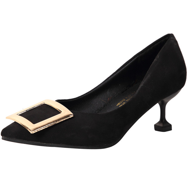 Modernūs moteriški batai iš ekologiškos zomšos su sagtimi ir plonu kulnu