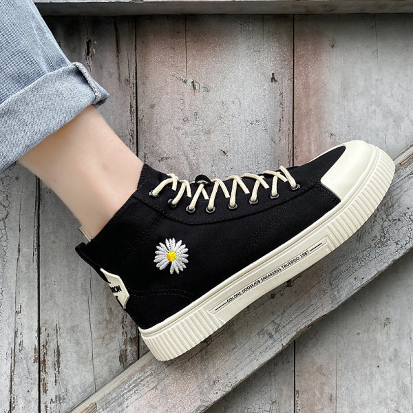 Vyriški laisvalaikio sportbačiai su raišteliais, siuvinėjimais ir lygiu padu