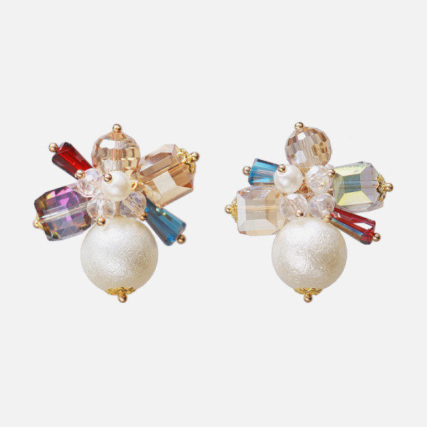 Modernūs moteriški auskarai su spalvotais akmenukais ir perlais